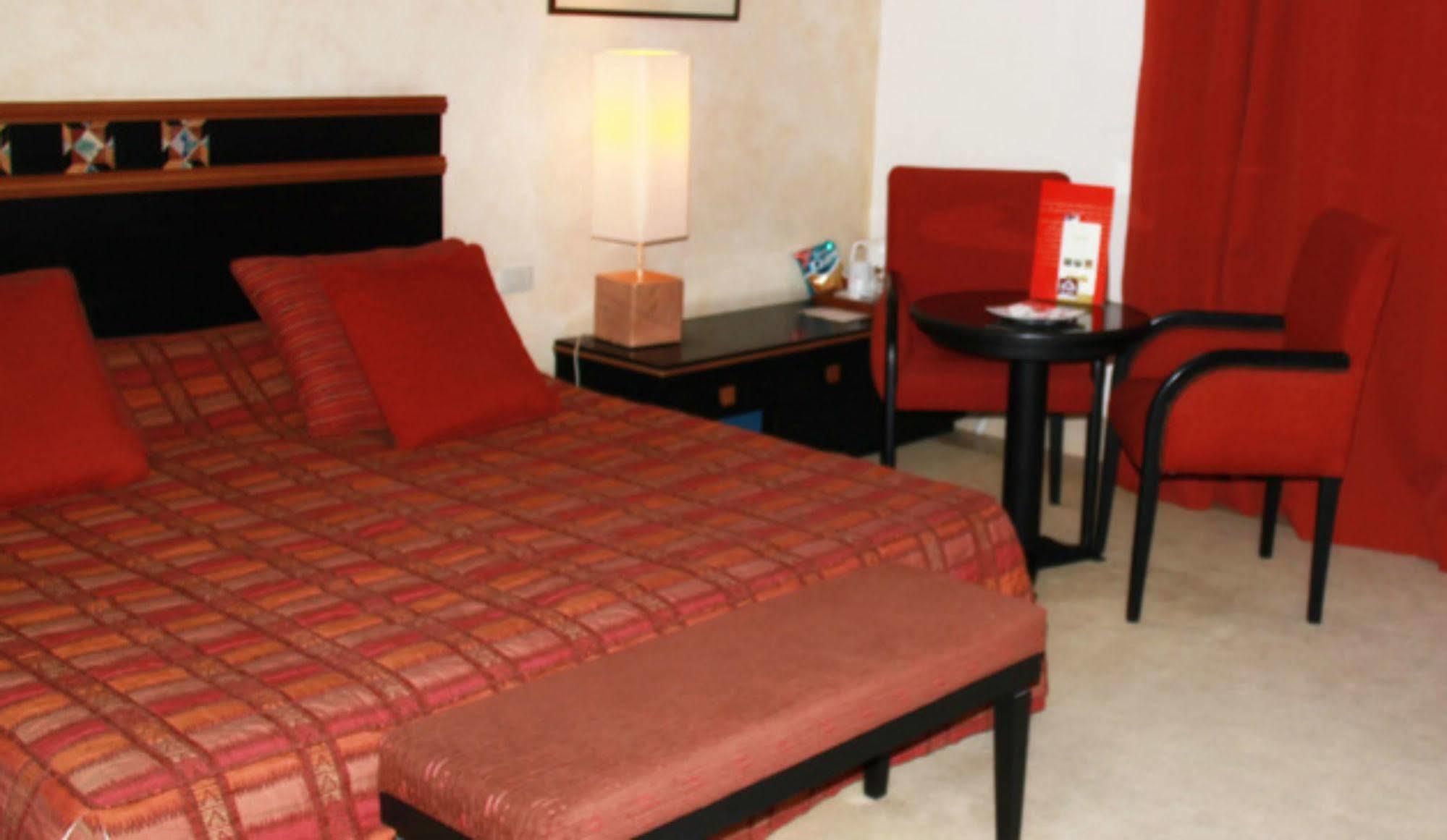 Hotel Borj Dhiafa Sfax Exterior foto
